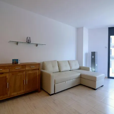 In Lescala With Garden Views *